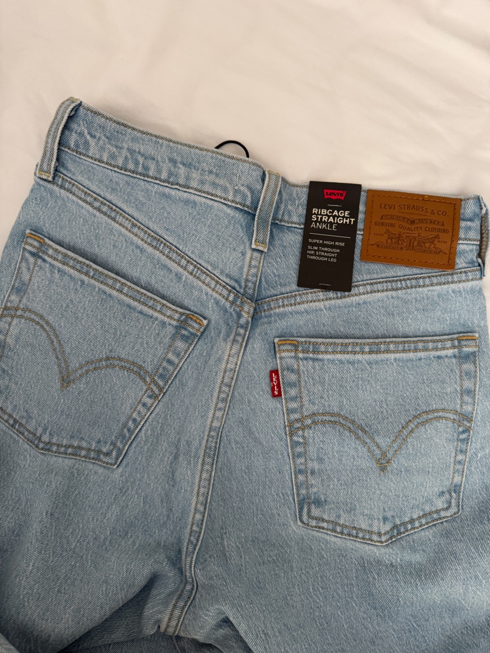 Levi's Ribcage Straight Jeans - Light Blue Denim